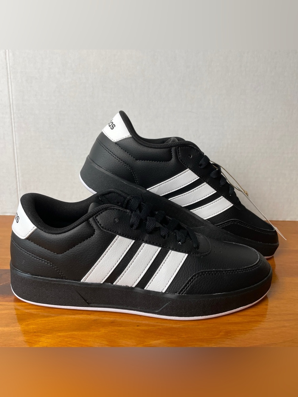 Adidas Breaknet 3.0 J Sneakers Kids Women’s 6 Black White JR8447